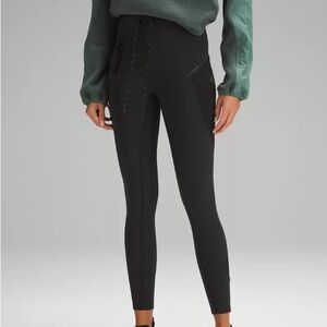 Lululemon Cargo Super-High-Rise Hiking Tight 25"
